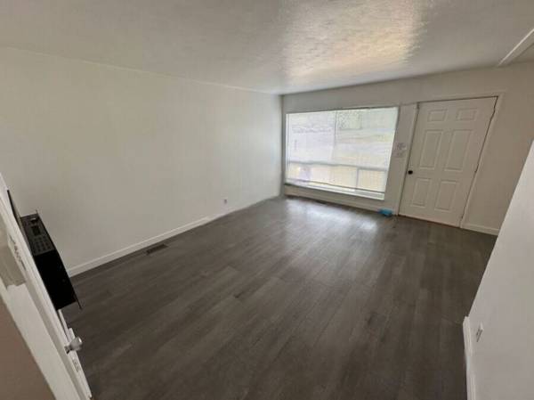 $1,600 / 3br - 01050ft2 - Exquisite 3 Beds Home In Lacy (Lacey)63808083848577124