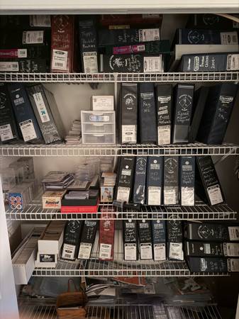 10,000 plus signed mint condition Baseball cards / figures and balls 1