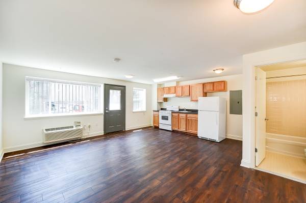 $1,300 / 600ft2 - Tax Credit Community, Window Coverings, Peaceful Neighborhood (NW Washington)63779601601025123