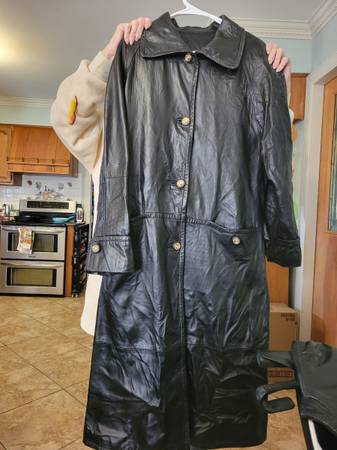 LEATHER JACKET AND COAT 1