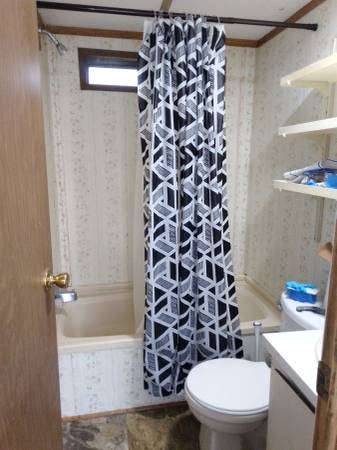 $250 / 1br - 1 BEDROOM/1 BATH - TAKE A LOOK (TAMPA)63772451384067123