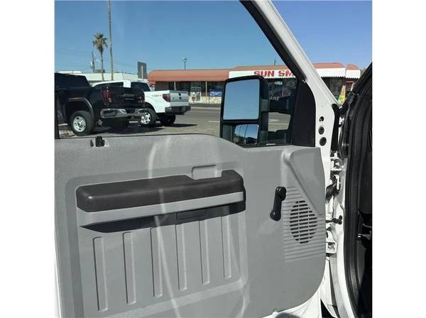 2015 Ford F350 Super Duty - Photo 9