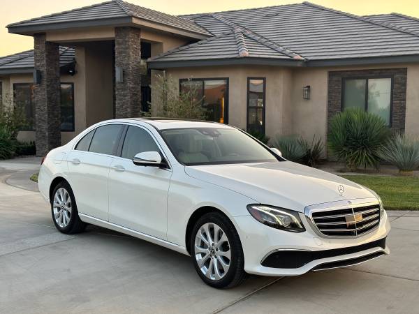 2017 Mercedes E300 LUXURY PACKAGE n.3 27k miles only - $25,50063624532279937122