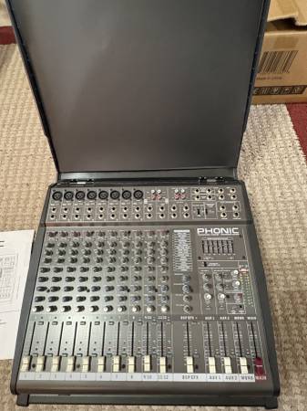 Phonic Powerpod 1860+ powered mixer 1