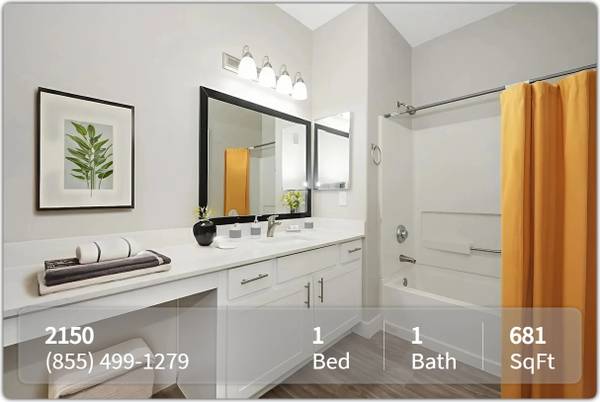 Can't beat this spot! 1 bed, 1 bath in Chandler's heart. 1