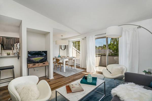 $2,200 / 3br - 1097ft2 - Amplios armarios empotrados, 3/BD 2/BA, ubicado en Tacoma63799881295619121