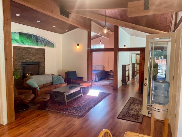 $3,200 / 2br - 800ft2 - Quaint and Cozy 2bd Cabin Fully Furnished and Equipped (aptos)64182159449986124
