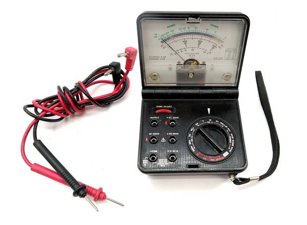 Micronta MultiMeter - 22-211 1
