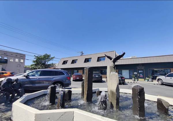 $1,000 / 900ft2 - Alquiler de Edificio Comercial (Kennewick) (15 N Cascade St, Kennewick WA)63924809536258122