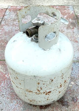 Empty Propane Tank for Exchange 1