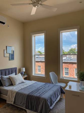 $3,500 / 2br - 987ft2 - Three Weeks Free for a November 1st Lease Commencement! (Maple St. Florence MA)64017046937089124