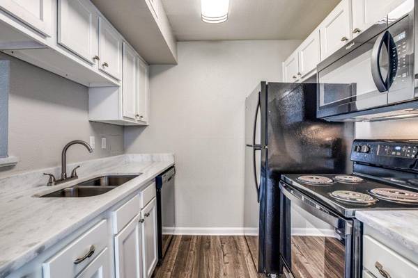 $995 / 1br - 700ft2 - Centro de Fitness, Garland TX, 1/BA 1/BA (2804 Belt Line Road, Garland, TX)63867603245699120