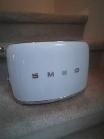 SMEG light blue two slice toaster 1