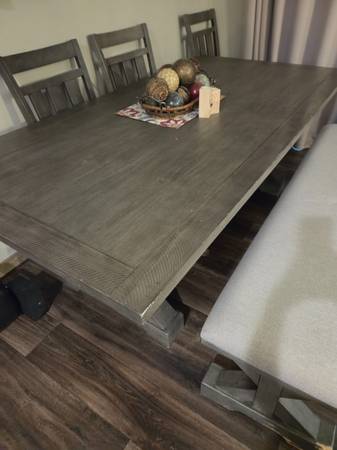 Dining room set 1