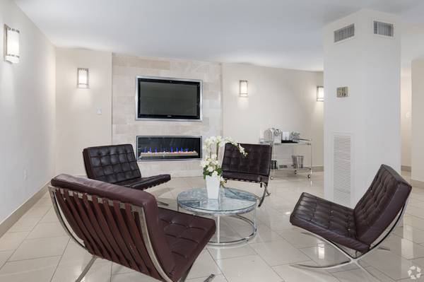 $1,870 / 3br - 1190ft2 - Spacious 3 Bedroom! Set your appointment TODAY! 1 MONTH FREE RENT63896395565698122