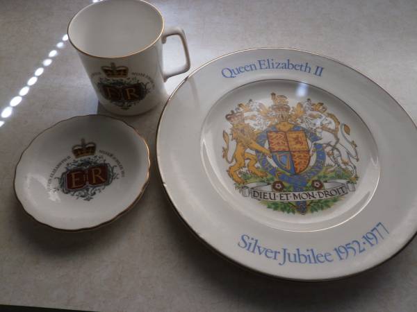 Queen Elizabeth Silver jubilee 1952-1977. 1