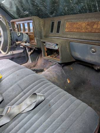 83 Buick Regal - $2.100 (Tacoma)63617179116291120
