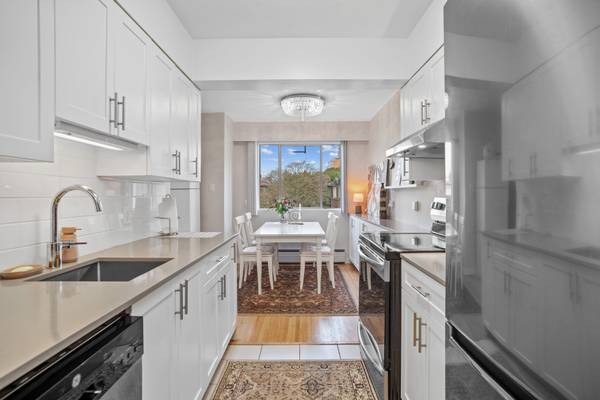 Photo of a 2 bedroom rental in Vancouver
