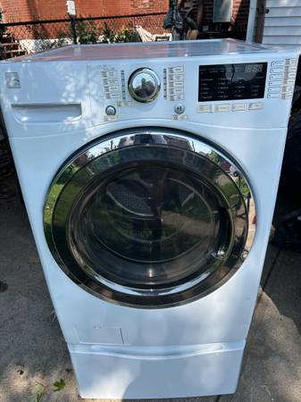 Front load washer 1