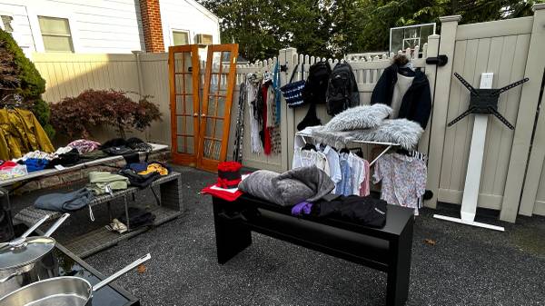 Yard sale photo
