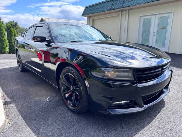 2016 Dodge Charger SXT 2 Propietarios Todo Negro Sistema de Escape Secundario - $10,999 (Palmyra)63613625339265123