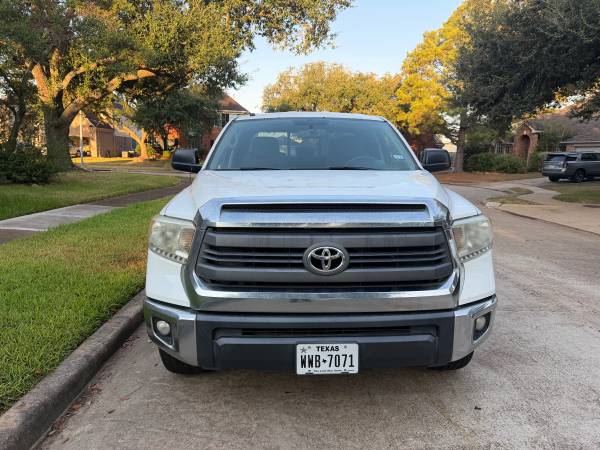 2015 Toyota Tundra SR5