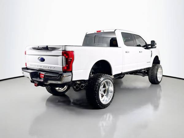 2017 Ford Super Duty F-350 - Photo 5