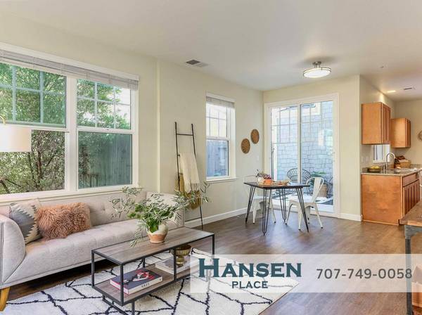 $3,595 / 3br - Petaluma - Vibrant Three Bed - 24-Hour Emergency Maintenance (Petaluma)63857952109185120