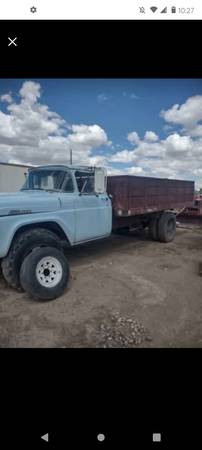 1957 Ford 600 grain truck 1