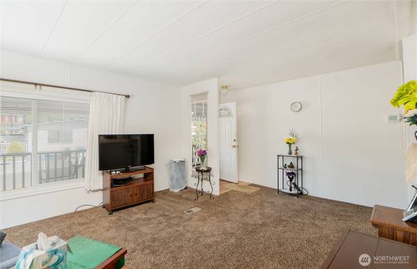 $60,000 / 2br - 864ft2 - Well-kept home offering comfort and great location (Bellingham)64141619094913124