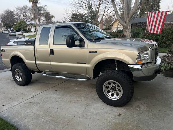 2000 Ford F-250 4X4 7.3 Liter diesel 1