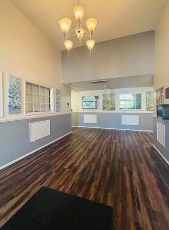$1,295 / 1br - Key Card Access + Pool & Sauna + Adjacent to Washington Square Mall (Beaverton Tigard)63999315562882121