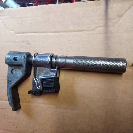 Mac tools thread chaser 1