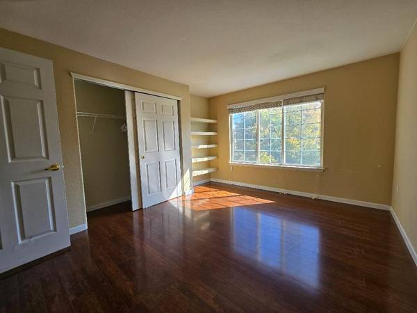 $1,800 / 2br - 1024ft2 - 2Br/2Ba Condo with a Garage for Rent (Denver)63973501883650123
