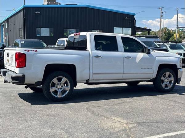 2016 Chevrolet Silverado 1500 Crew Cab LTZ- Sin Historial de Accidentes - $23,990 (5400 Federal Blvd. Denver. 80221)63619979405571121