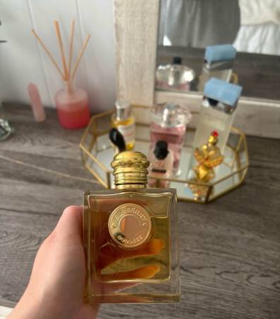 Burberry Goddess 3.3oz 1