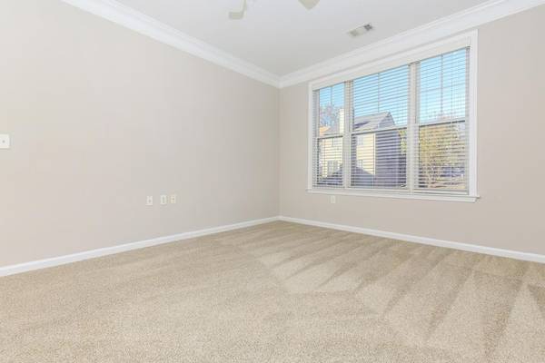 Convenient Elevator Access, Breakfast Bar, 1 Bed 1
