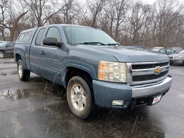 2007 CHEVROLET SILVERADO 1500 - $6,999 (BEACH PARK, ILLINOIS)63618983671555122