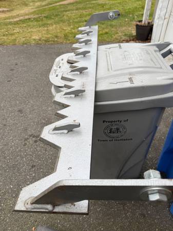 48" piranha brush bar for COMPACT TRACTOR 1