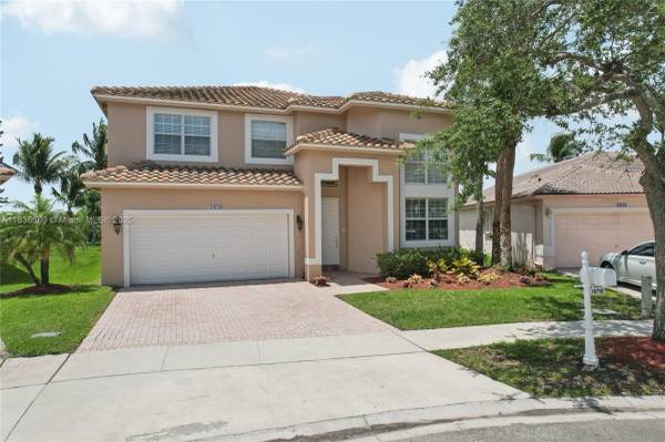 $5,000 / 4br - House for rent 4/3 (Pembroke Pines)63825132072451120
