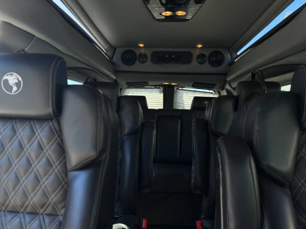 2023 GMC savanna-2500 conversion van - Photo 10