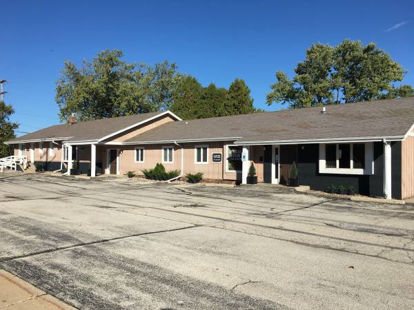 $2,550 / 1800ft2 - 1800ft² Commercial Suite - Utilities Included! (Waukesha)64152183748610121