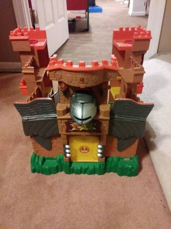 Imaginext Castle 1