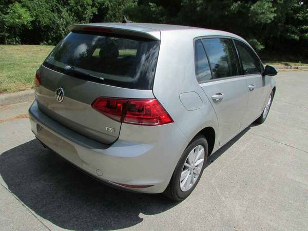 2017 Volkswagen Golf TSI S 1.8L Turbo I4 170hp - $8,200 (Purcellville)63616460111233123