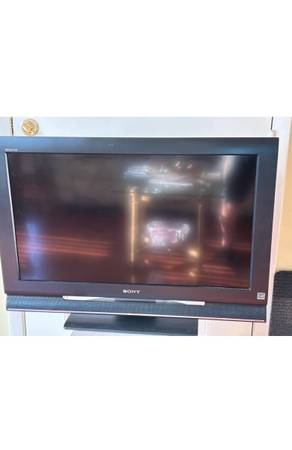 Sony  32” flat screen tv 1