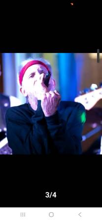 Vocalist 1