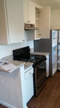 $1,895 / 1br - 700ft2 - LA MESA DELUXE 1 BEDROOM (LA MESA)64037041544707123