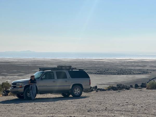 Suboverland Chevy Suburban camper todoterreno 4WD - $15,00063439654839681121