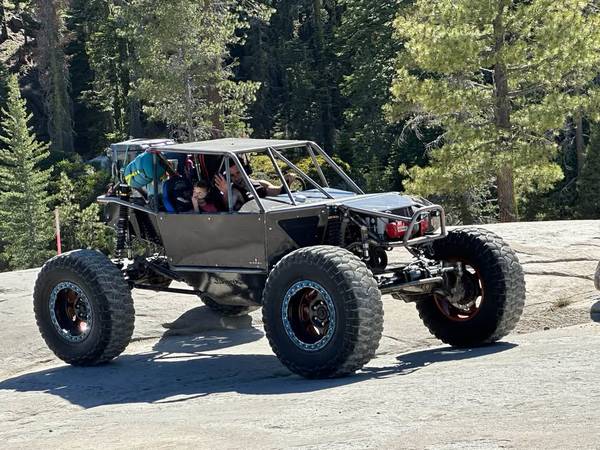 Jimmys 4x4 RW1 Rock Crawler 1