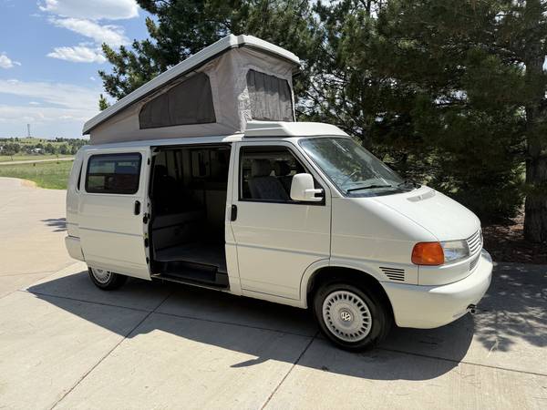 🌟 Furgoneta camper VW Eurovan Winnebago 1997 – ¡Solo 73 mil millas! ¡Súper limpia! 🌟 - $32,00063619677872259120